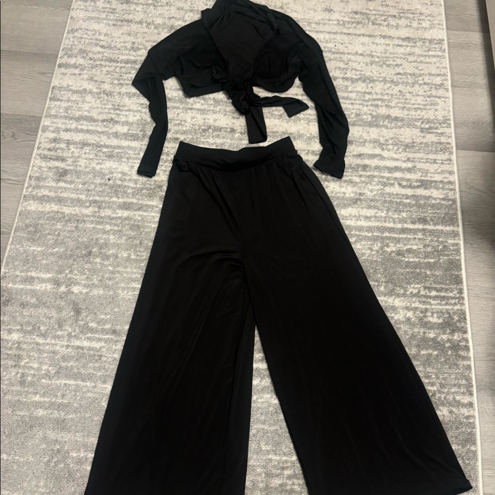 Black 2 piece outfit